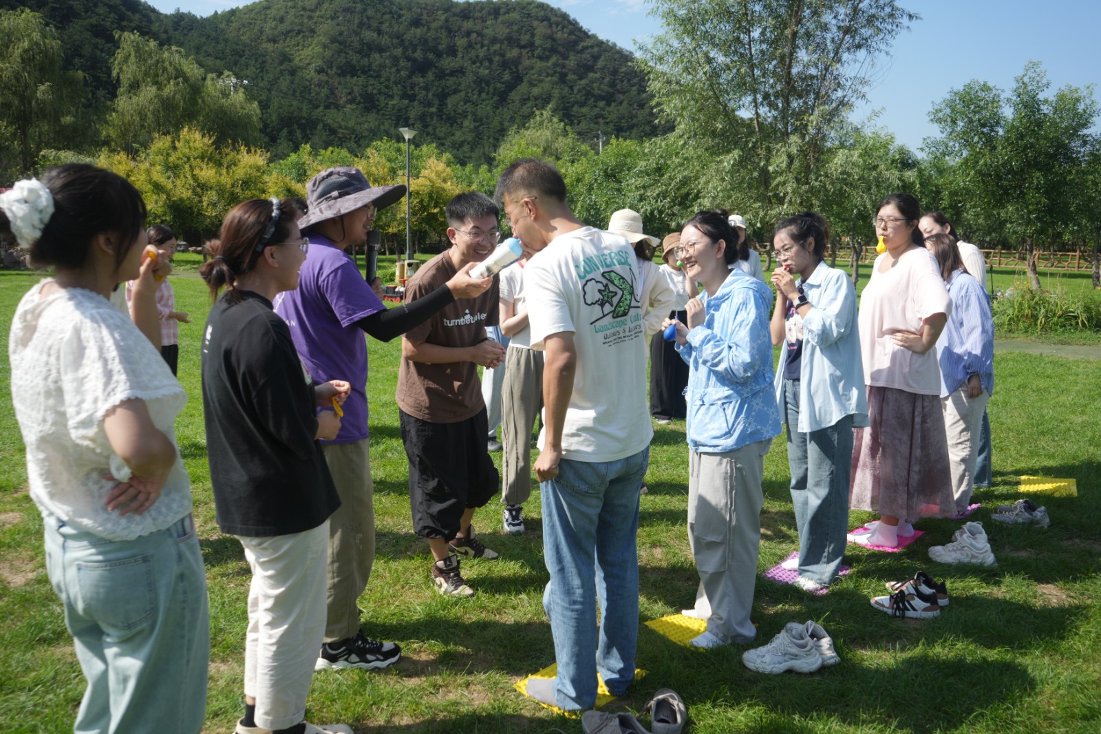 1761201268685802.jpg 游戲圖片-氣球傳杯子2.jpg